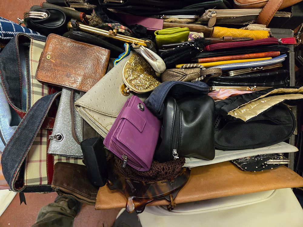 Lot 295 – A Collection of Miscellaneous Purses Wallets and Accessory Bags