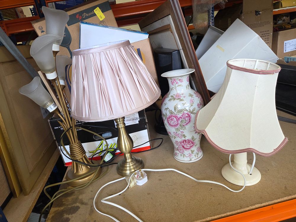 Lot 345 – A Selection of Table Lamps and a Floral Ceramic Vase Including a Four-Light Tulip Lamp