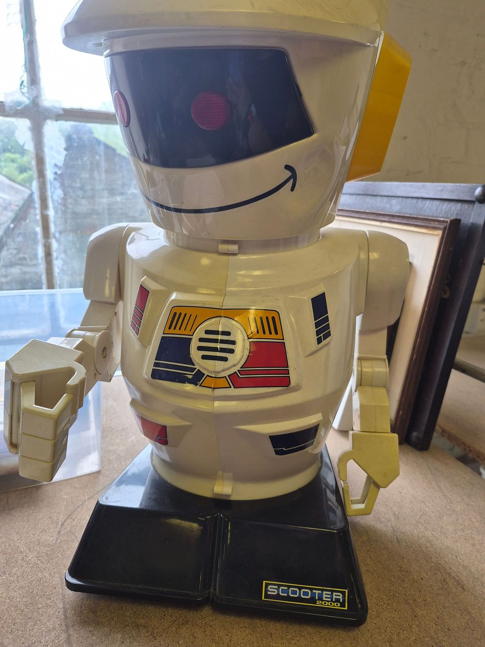 Lot 153 – Scooter 2000 Radio Controlled Robot