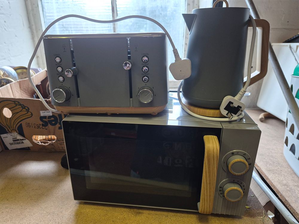 Lot 165 – A Selection of Grey Kitchen Appliances Including Scandi Style Microwave Toaster and Kettle all powers on
