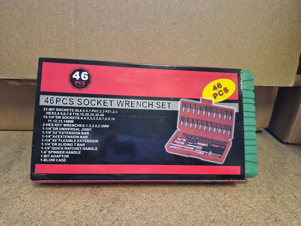 Lot 195 – 46 Piece Socket Wrench Set 1/4 Inch Drive