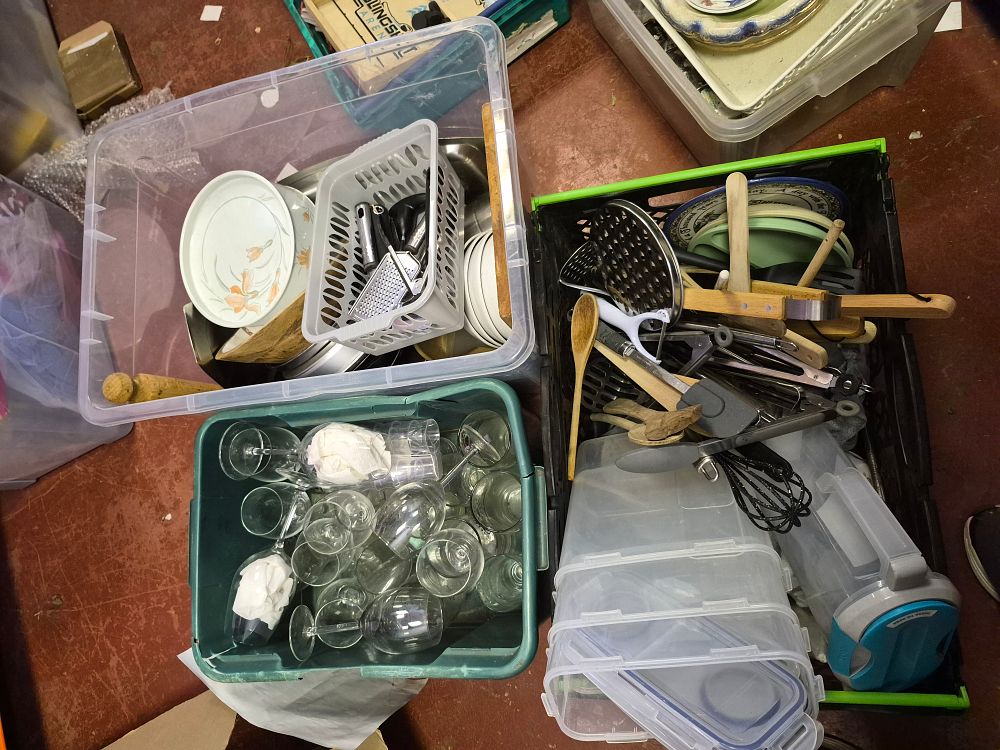 Lot 219 – Three Boxes of Household Kitchen and Glassware