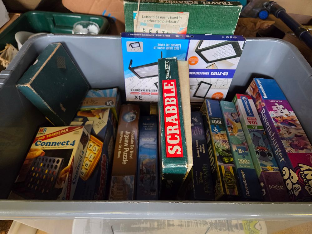 Lot 270 – Box of Miscellaneous Board Games and Jigsaw Puzzles Including Scrabble and Connect 4