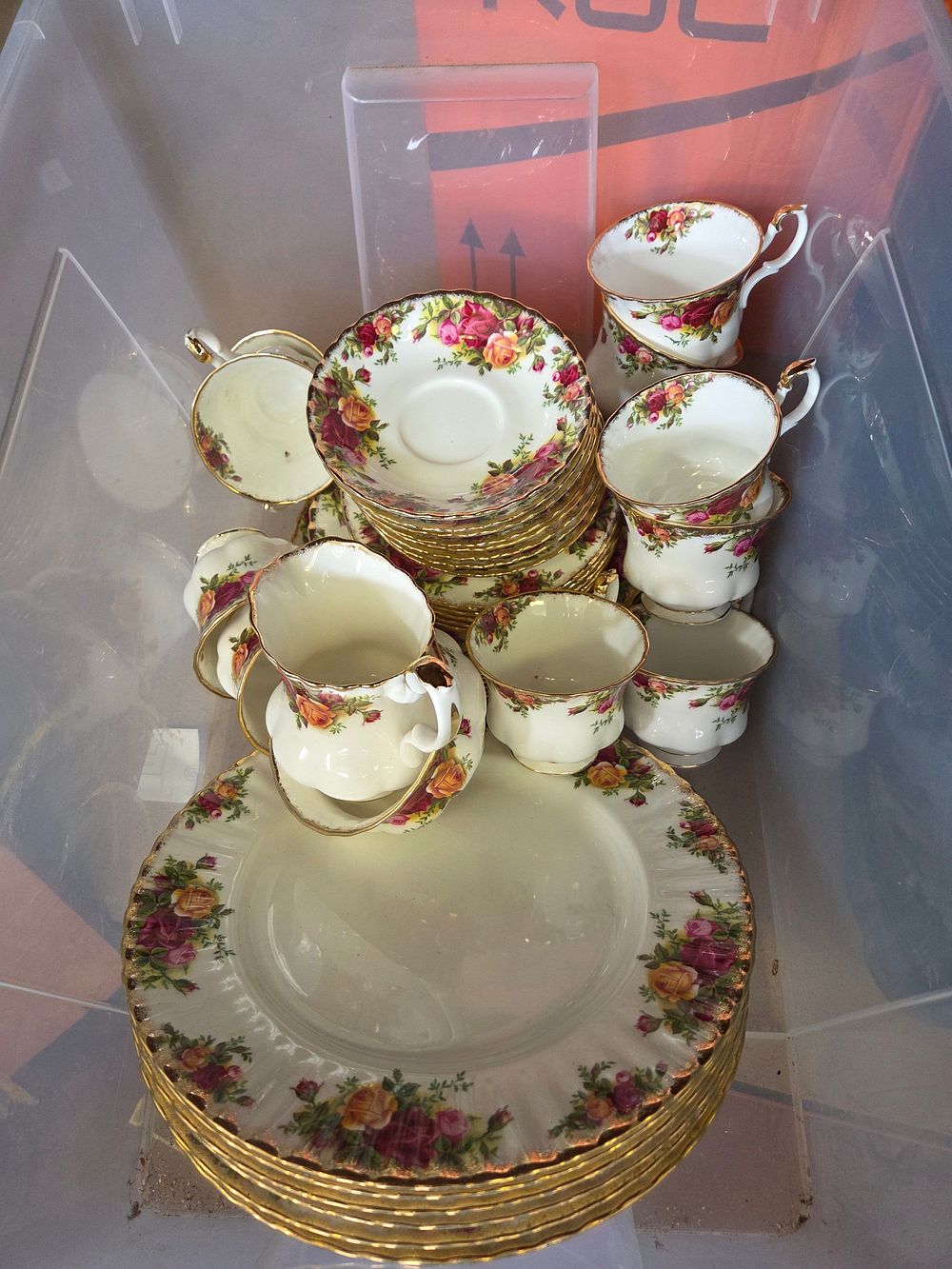Lot 274 – Box of Royal Albert Old Country Rose Fine Bone China Tableware