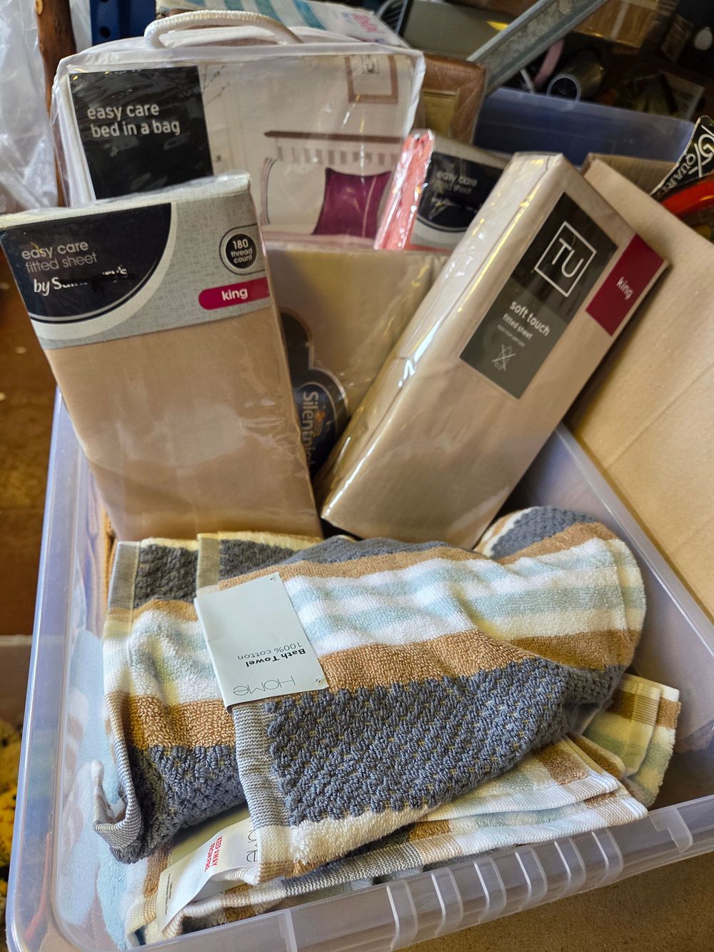 Lot 307 – Box of Bedding and Bathroom Linens Including TU Silentnight and Home
