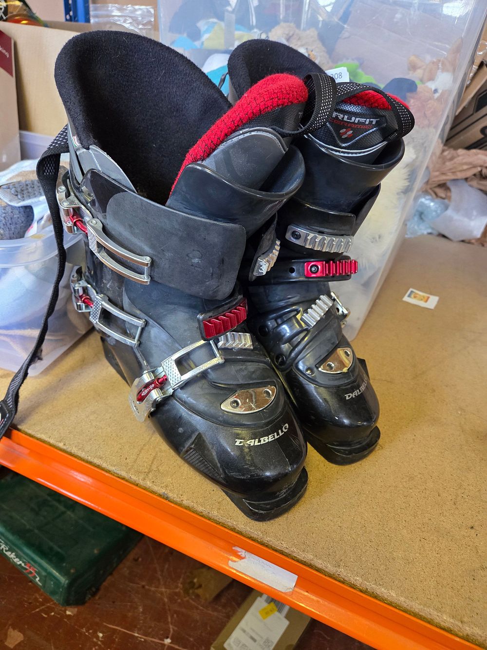 Lot 309 – A Pair of Dalbello Trufit Ceramic Downhill Ski Boots