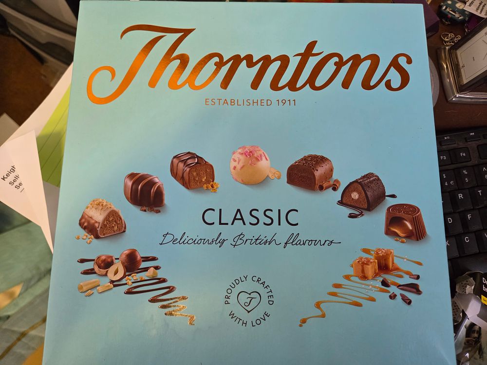 Lot 333 – Thorntons Classic Deliciously British Flavours Chocolate Assortment 262g