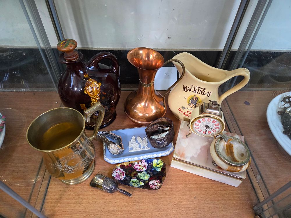 Lot 610 – A Selection of Decorative Collectables and Metalware Including Mackinlay Whisky and Wedgwood