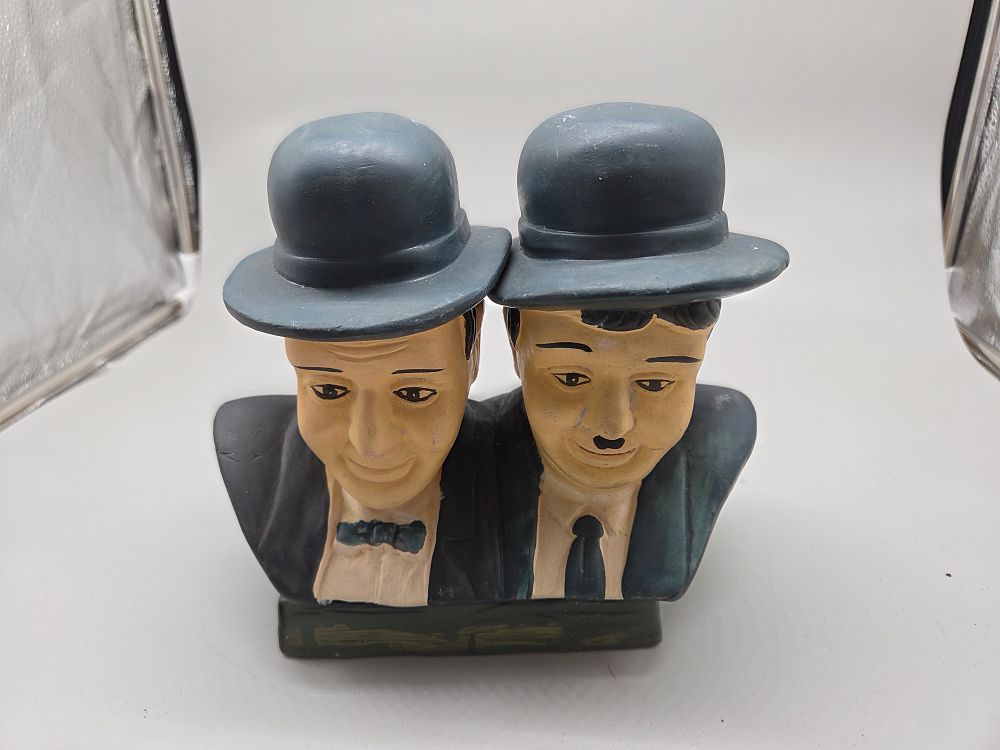 Lot 190 – Laurel and Hardy Ceramic Double Bust