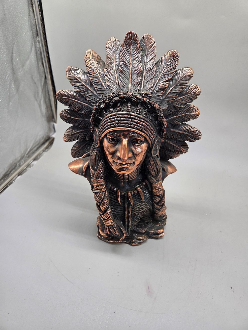 Lot 202 – Heavy Native American Chief Decorative Bust
