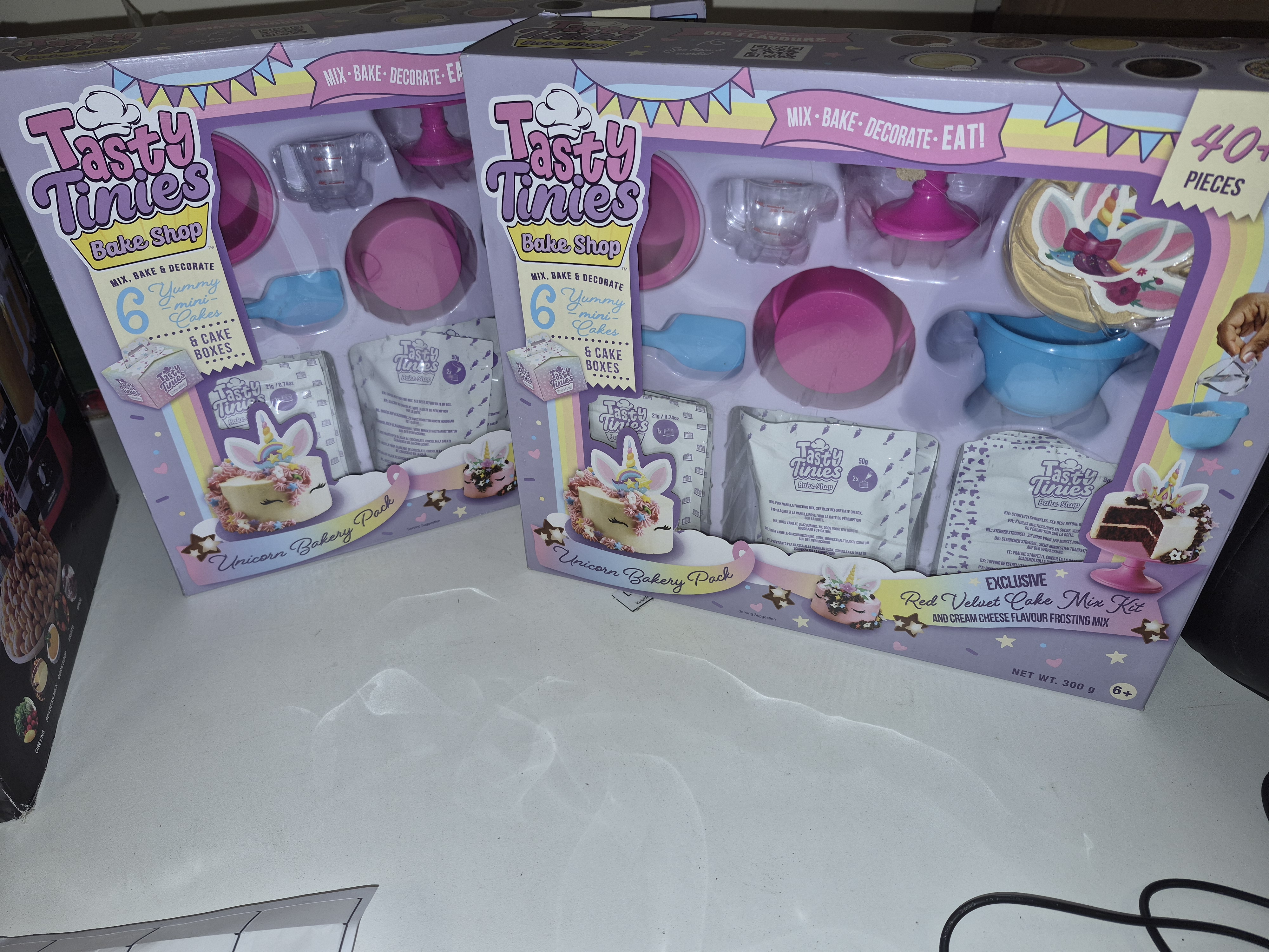 Two Tasty Tinies Bake Shop Unicorn Bakery Packs Including Exclusive Red Velvet Mix factory sealed