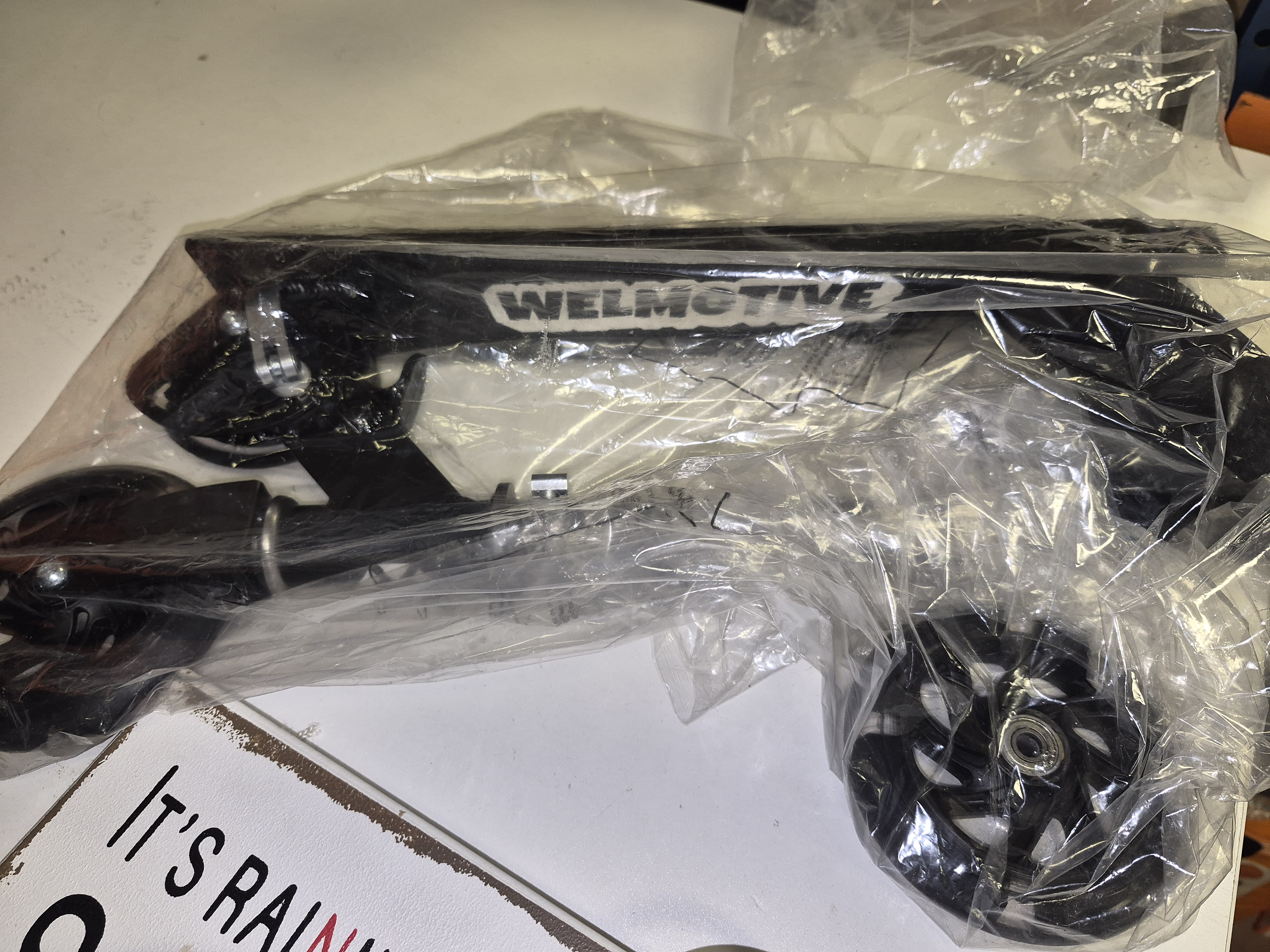 New Welmotive Folding Kick Scooter