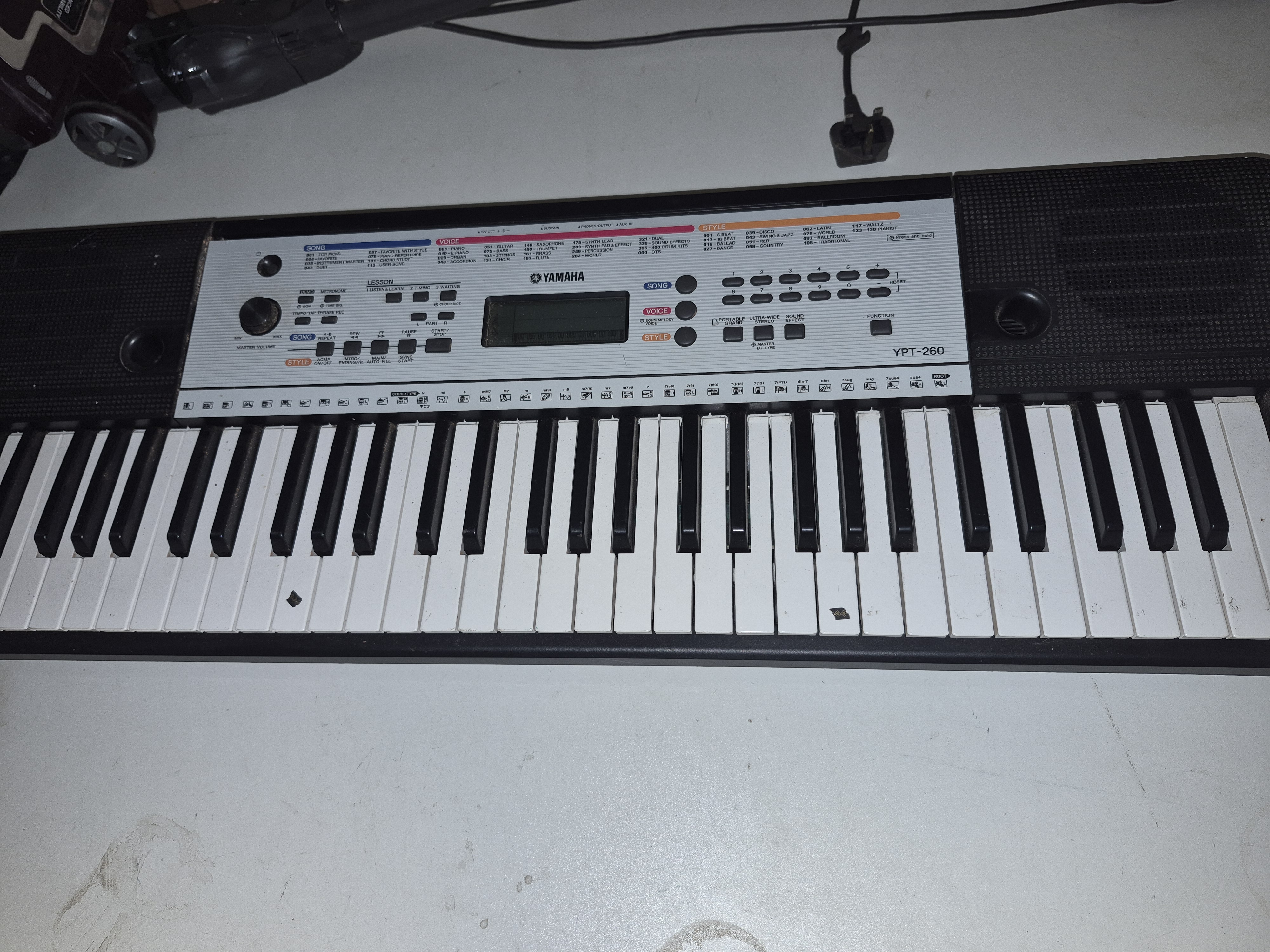 Yamaha YPT-260 Portable Digital Keyboard working order
