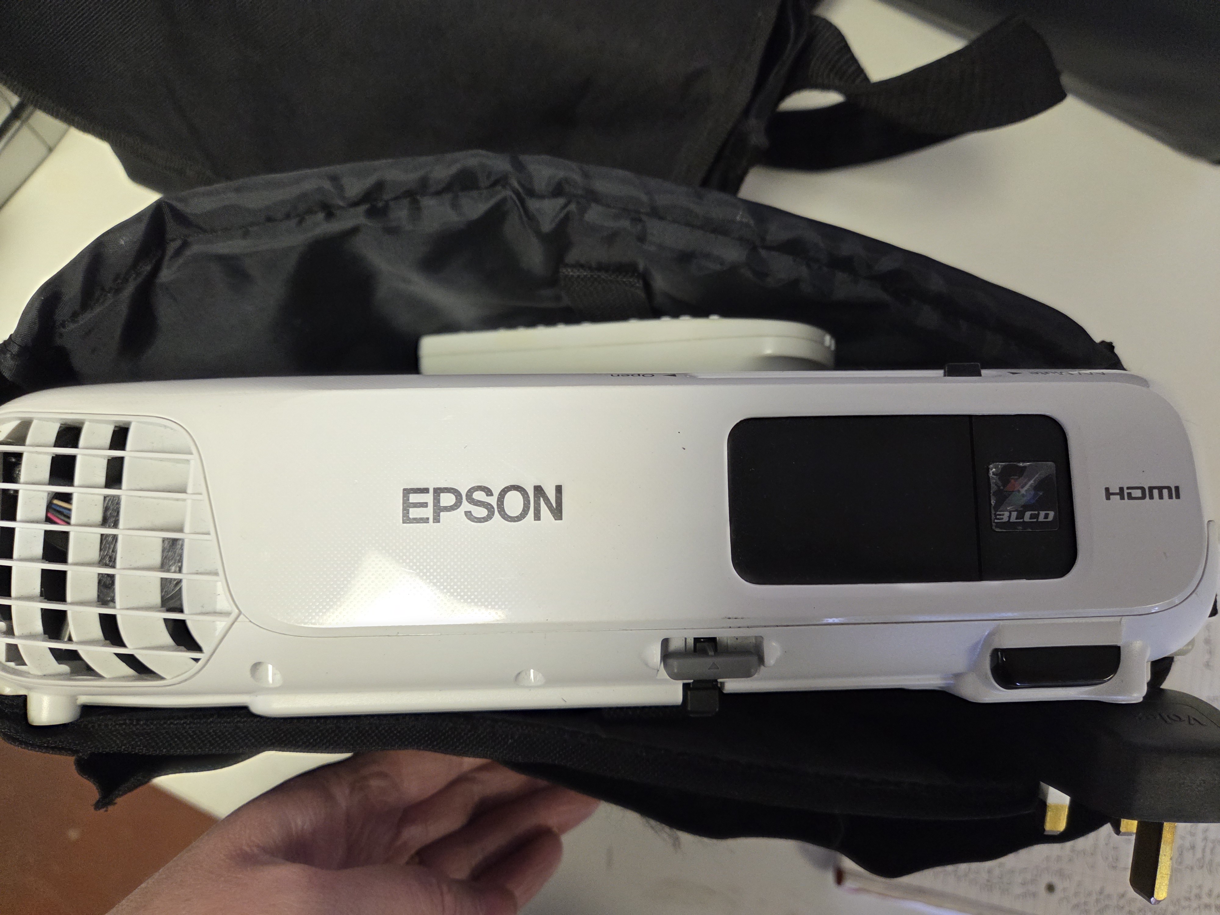 Epson 3LCD HDMI Projector with Remote Control and Carrying Case