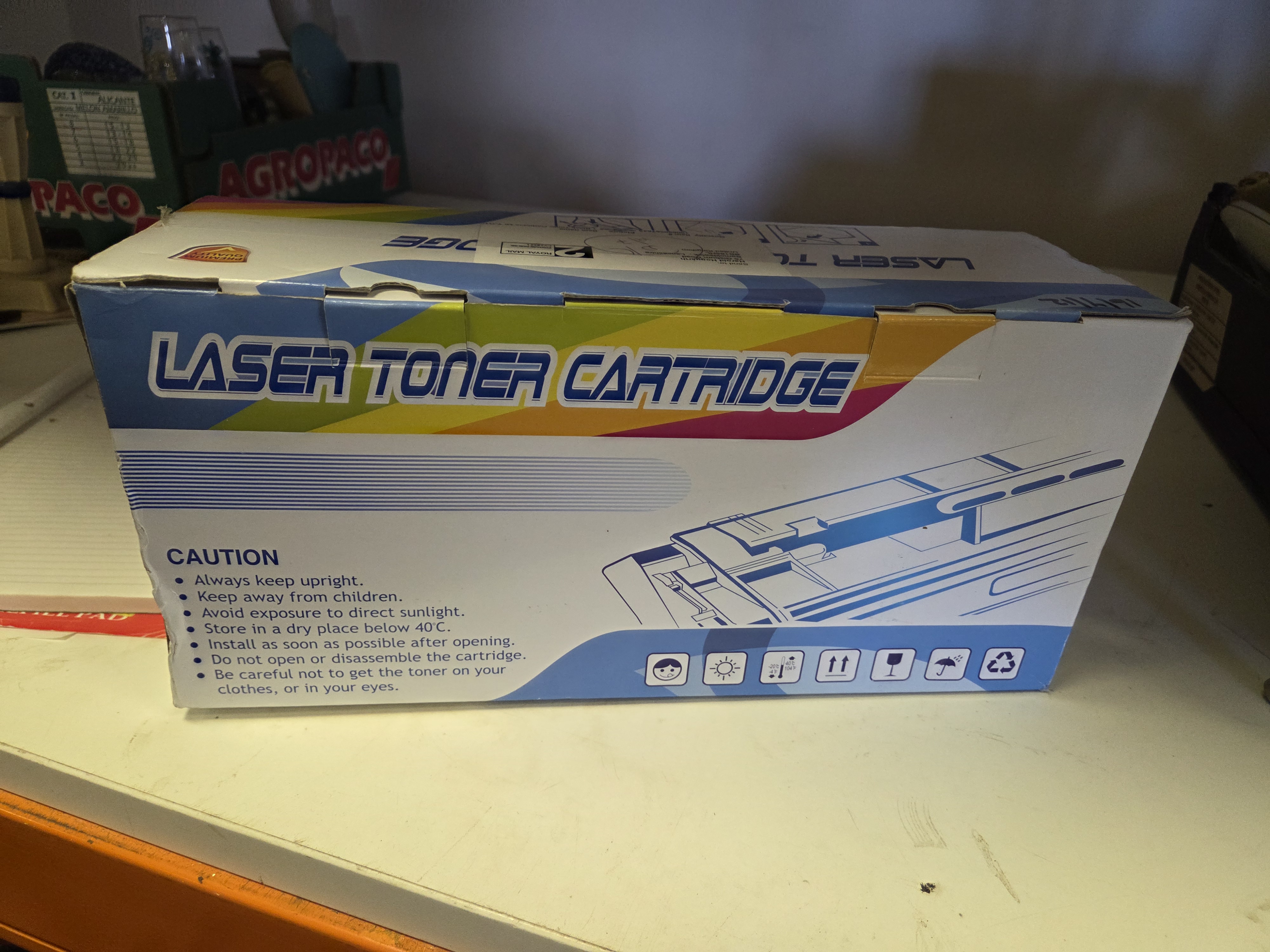 One LSML-T105L Black Laser Toner Cartridge