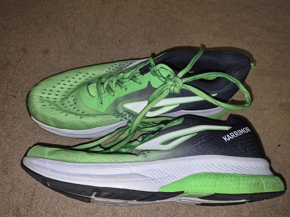 Lot 168 – A Pair of Karrimor Tempo 8 Road Running Shoes size 8