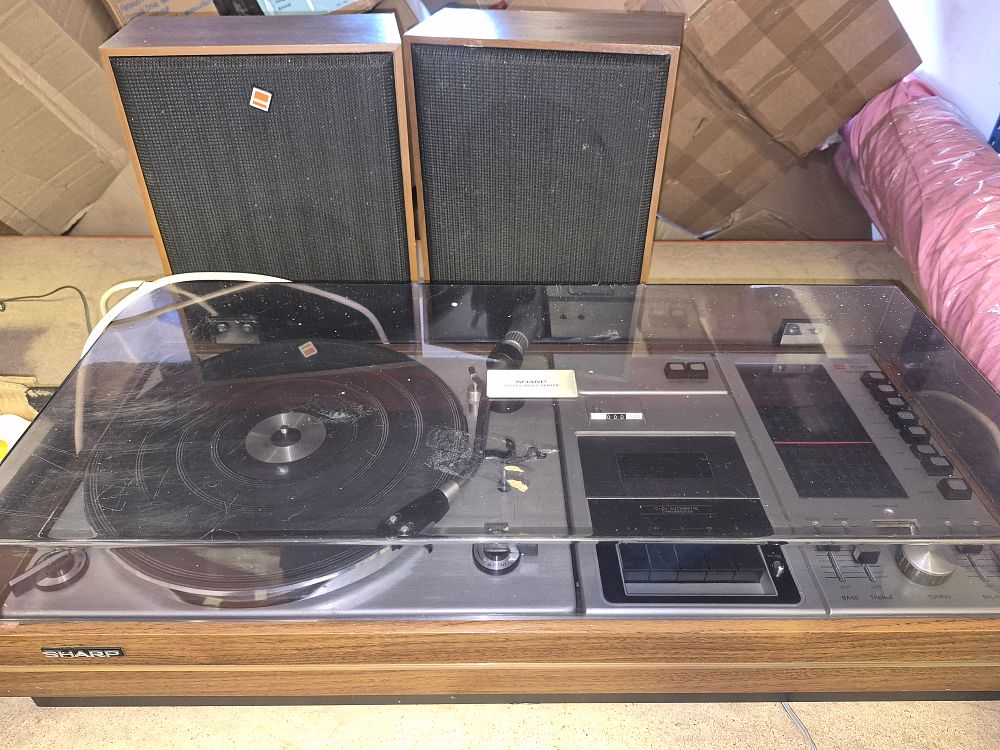 Lot 172 – Sharp SG-309H Stereo Music Center working order but cassette needs attention