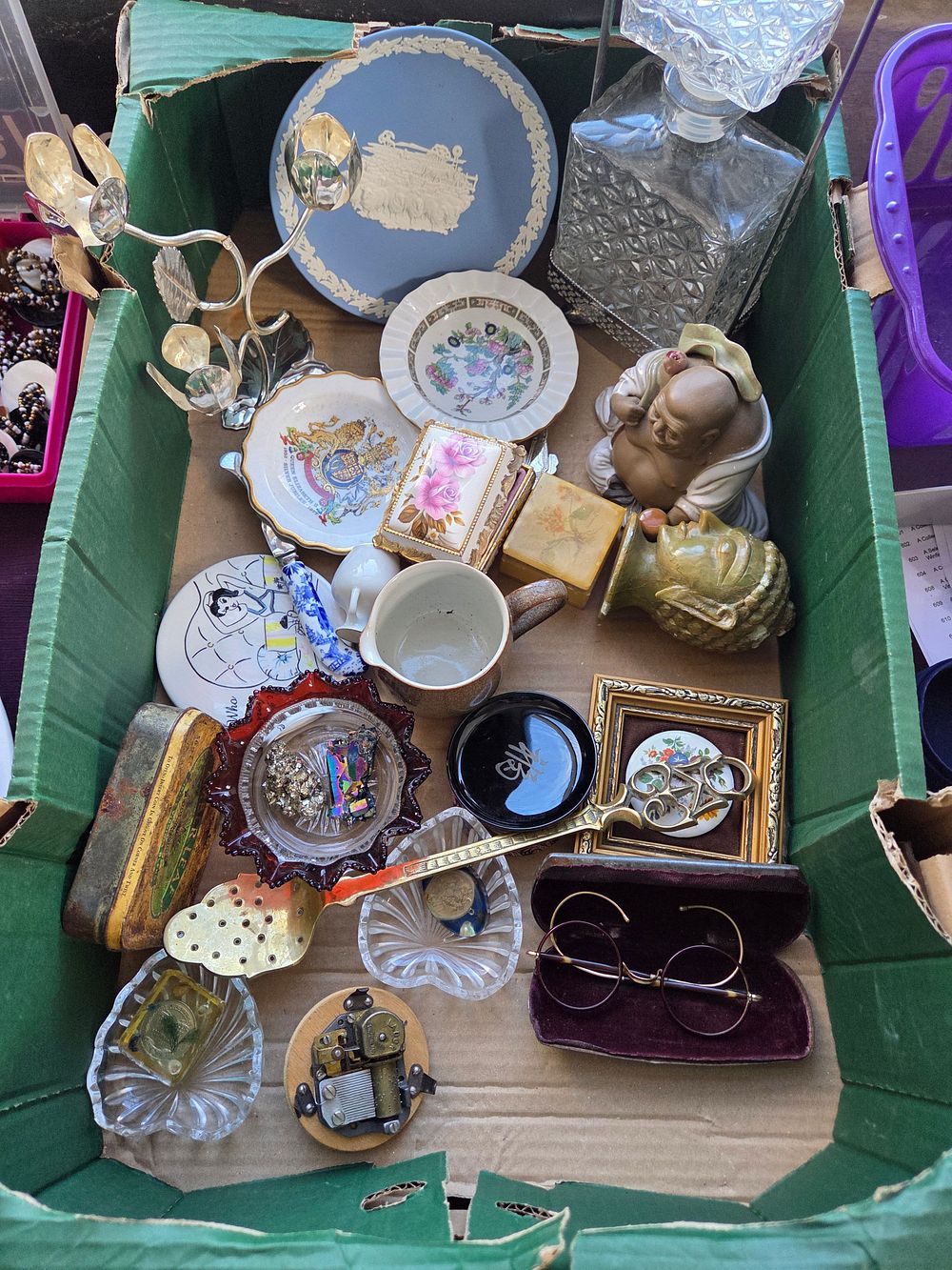 Lot 222 – A Collection of Miscellaneous Ceramics, Glassware, and Decorative Ornaments Including Wedgwood Jasperware