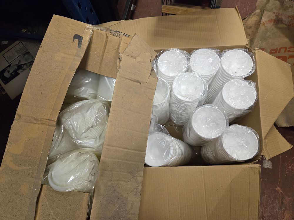 Lot 262 – One Box of Disposable White Catering Tubs and Lids