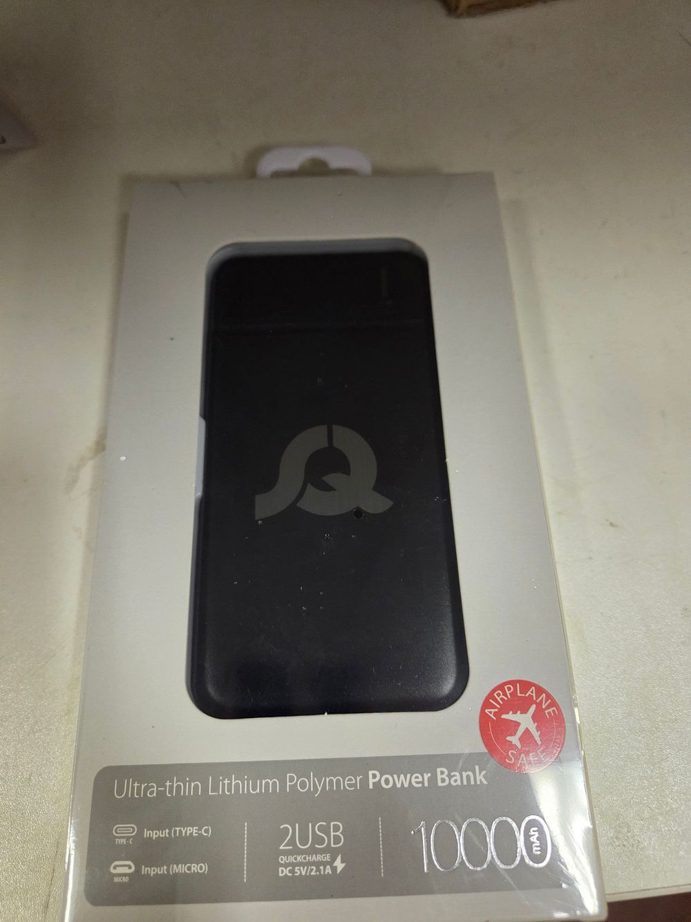 Lot 273 – Quikcell Ultra-thin Lithium Polymer Power Bank new in box