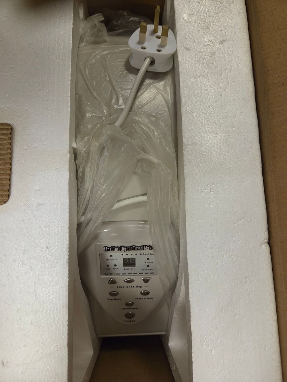 Lot 288 – Linzi Intelligent Towel Warmer powers on