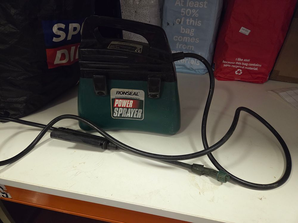 Lot 102 – Ronseal Power Sprayer