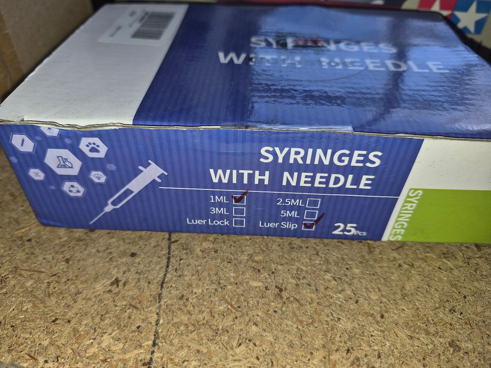 Lot 181 – 25 Gufas 1ml Luer Slip Syringes with 27g Needles new