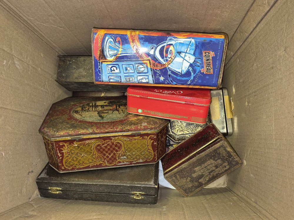 Lot 36 – An Assortment of Vintage Advertising and Decorative Metal Tins Including Cointreau and Cote d’Or