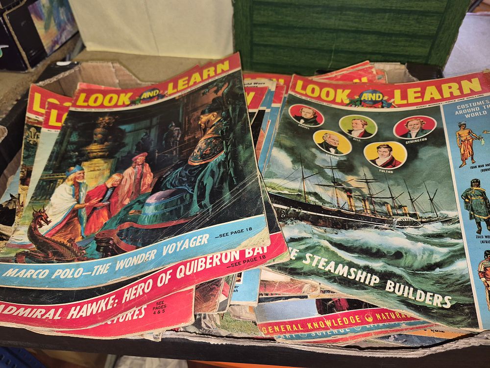 Lot 111 – A Collection of Look and Learn Magazines