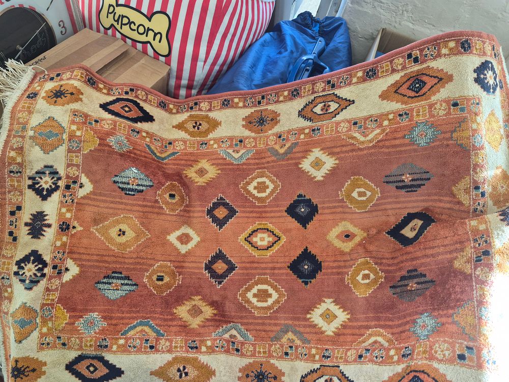 Lot 3 – Gabbeh Style Wool Pile Area Rug
