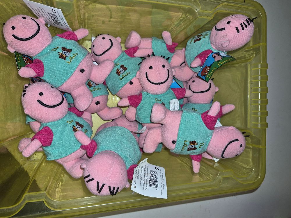 Lot 265 – A Collection of Pineapple Enterprises Limited Dick’s House Plush Toys with tags