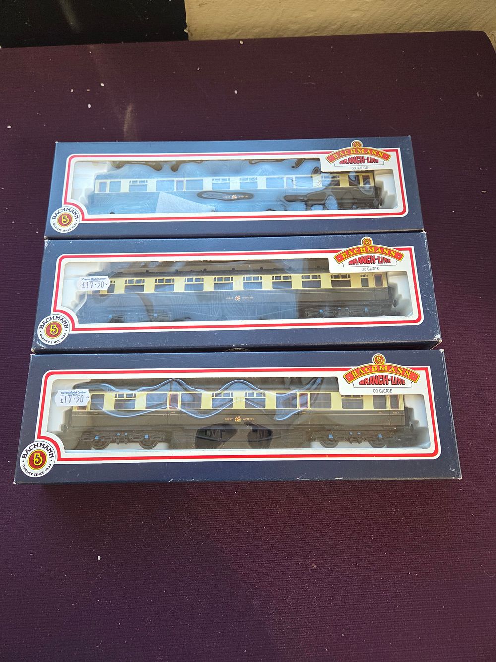Lot 140 – Three Bachmann Branch-Line 34-125B Collett 60ft 1st/3rd Coaches boxed