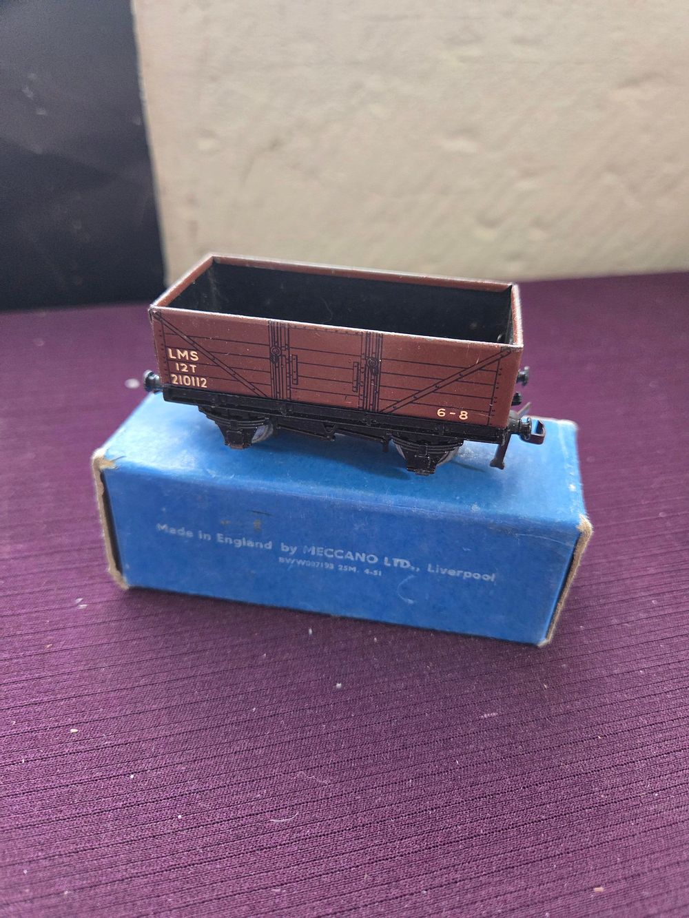 Lot 160 – Hornby-Dublo 32075 D1 Open Wagon boxed