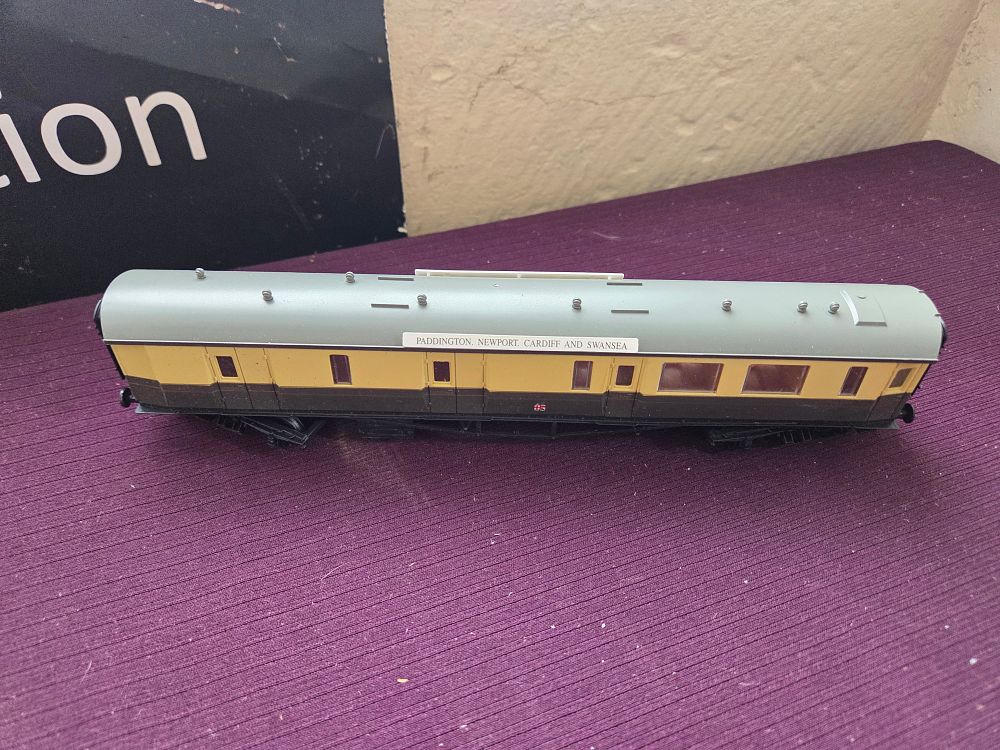 Lot 184 – A GWR Centenary Brake 3rd Class Passenger Coach