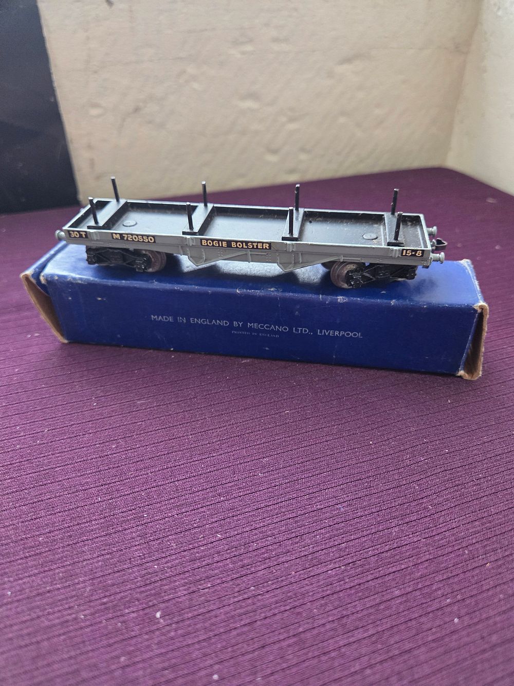 Lot 242 – One Hornby-Dublo 32051 Bogie Bolster Wagon D1 (B.R.) boxed