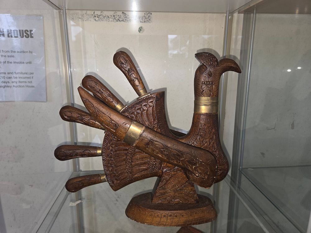 Lot 641 – Indian Carved Wood Bird Form Cutlery Set