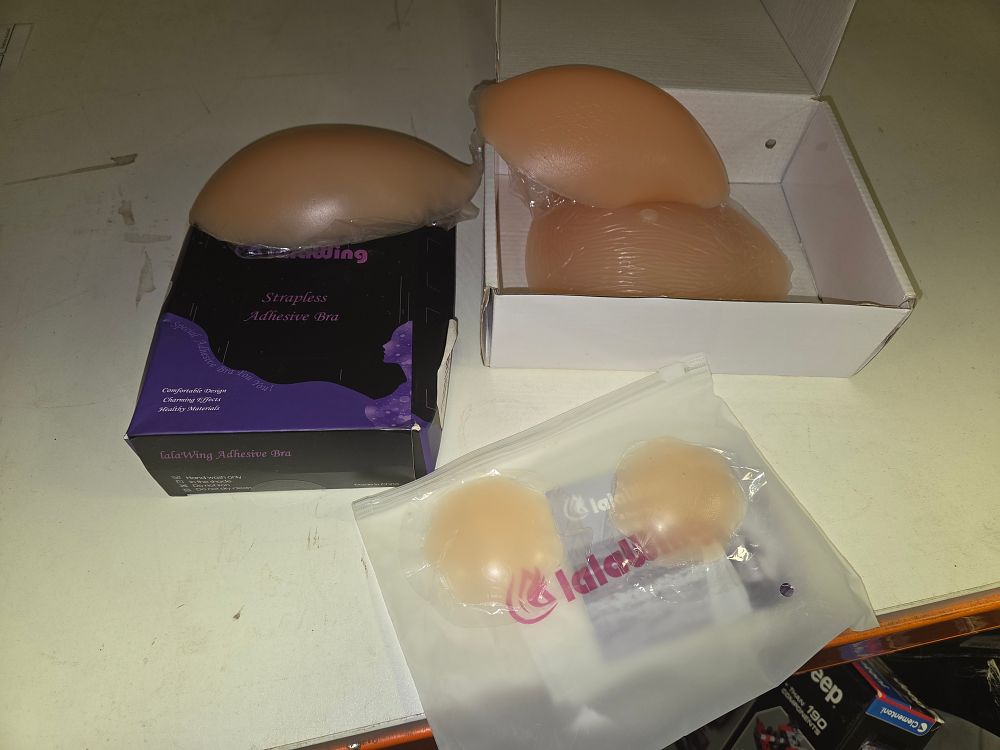 Lot 315 – A Collection of lalaWing Strapless Adhesive Bras and Nipple Covers