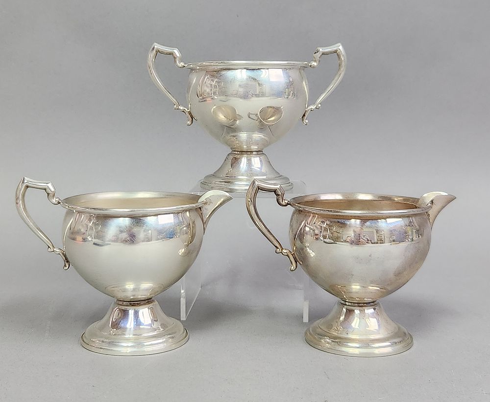 Kellie's Blue Moon Estate Sales Auctions and Resale | Auction 240 | Jewelry, Art Glass & Fine Art Multi Platform