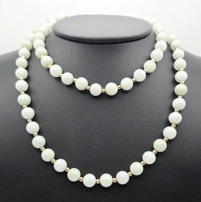 Vintage Beaded Jade Necklace. Necklace Measures 28" Necklace Weighs 68.2 Grams Solid Chain Necklace