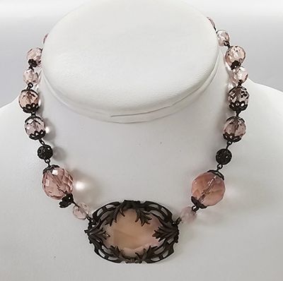 Art Nouveau Czech Glass Chocker Necklace. Necklace measures 14"