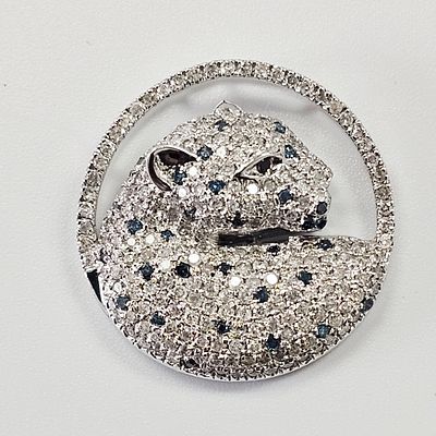 10K White Gold & Diamond Leopard Motif Pendant. This contemporary 7.4 Gram 10K white gold 