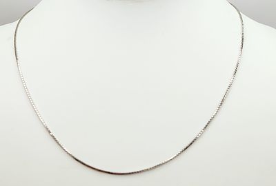 A 14K White Gold Necklace 3.1 Grams. This necklace is a box chain constructed of 14K white gold. 