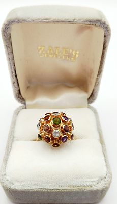 H. Stern 14K Gold Sputnik Ring 2.6 Grams. A vintage 18K yellow gold cocktail ring in the Sputnik 