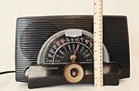 General Electric Model 409 Vacuum Tube AM/FM Radio. General Electric Model 409 vacuum tube AM/FM Image - 11
