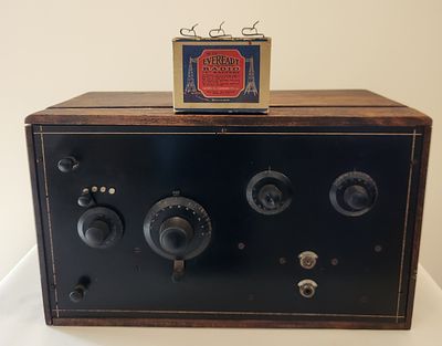 An Airline DeLuxe Model W-6 Battery-Operated Radio Receiver and Accessories. This early 
