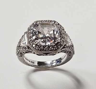 Judith Ripka Sterling Cubic Zirconia Cocktail Ring 7.8 Grams. A sterling silver cocktail ring by 