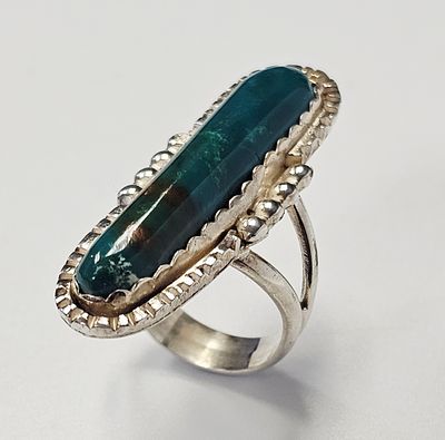 Southwestern Sterling Silver Green Turquoise Ring 9.6 Grams. A Southwestern style statement ring 