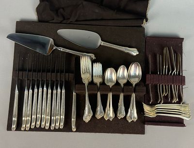 A Set of Wallace Grand Colonial Sterling Silver Flatware. 2247 grams. (Allowances made for 