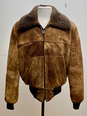Vintage Cross Country Sueded Leather Bomber Jacket Size 44. This vintage men's flight-style 