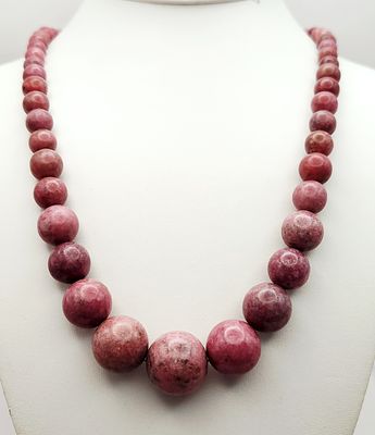 DRT Rhodonite Bead Necklace Sterling Clasp. Jay King Desert Rose Trading graduated rhodonite 